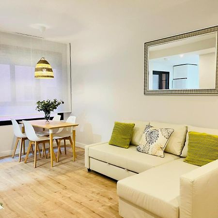 Sky Garden & Seasonal Pool Views By Ele Apartments Málaga Exterior foto