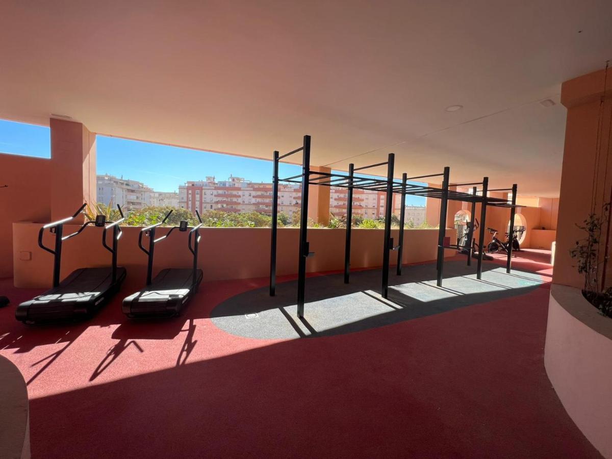 Sky Garden & Seasonal Pool Views By Ele Apartments Málaga Exterior foto